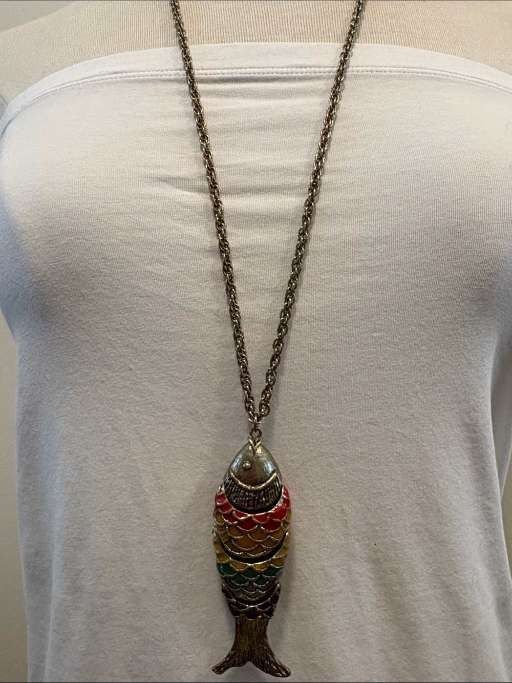 Articulated, vintage-multicoloured enameled fish pendant goldtone